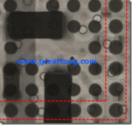 BGA錫球尺寸小于0.4mm，采用降低BGA內圍襲球的錫膏量所得到X-Ray，稍微留意一下可以發現最外圈的錫量(圓的直徑)比其他內圍的錫球上的錫量來得多一點點。也就是外圈的黑色圓形直徑比內圈的圓形來得大一點點。