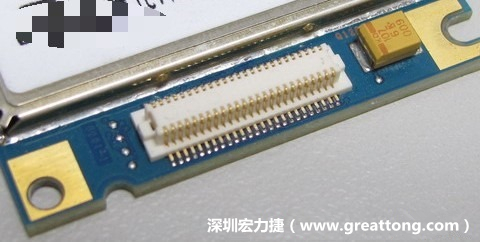 PCBA大講堂：板對板連接器下面裸銅設計，造成模組功能不良