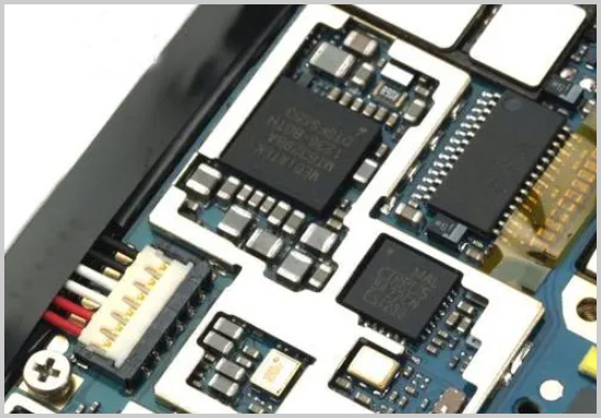 PCB設計如何避免連錫？實用技巧與預防方案